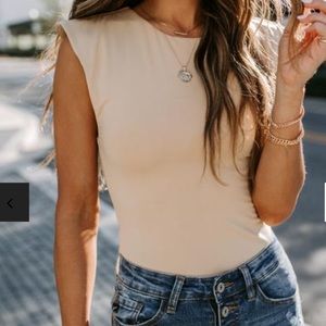 Vici Dolls INFLUENTIAL SLEEVELESS KNIT BODYSUIT